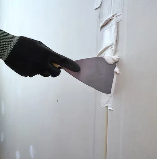 Why Choose Truly Painting and More for Wallpaper Removal and Installation?