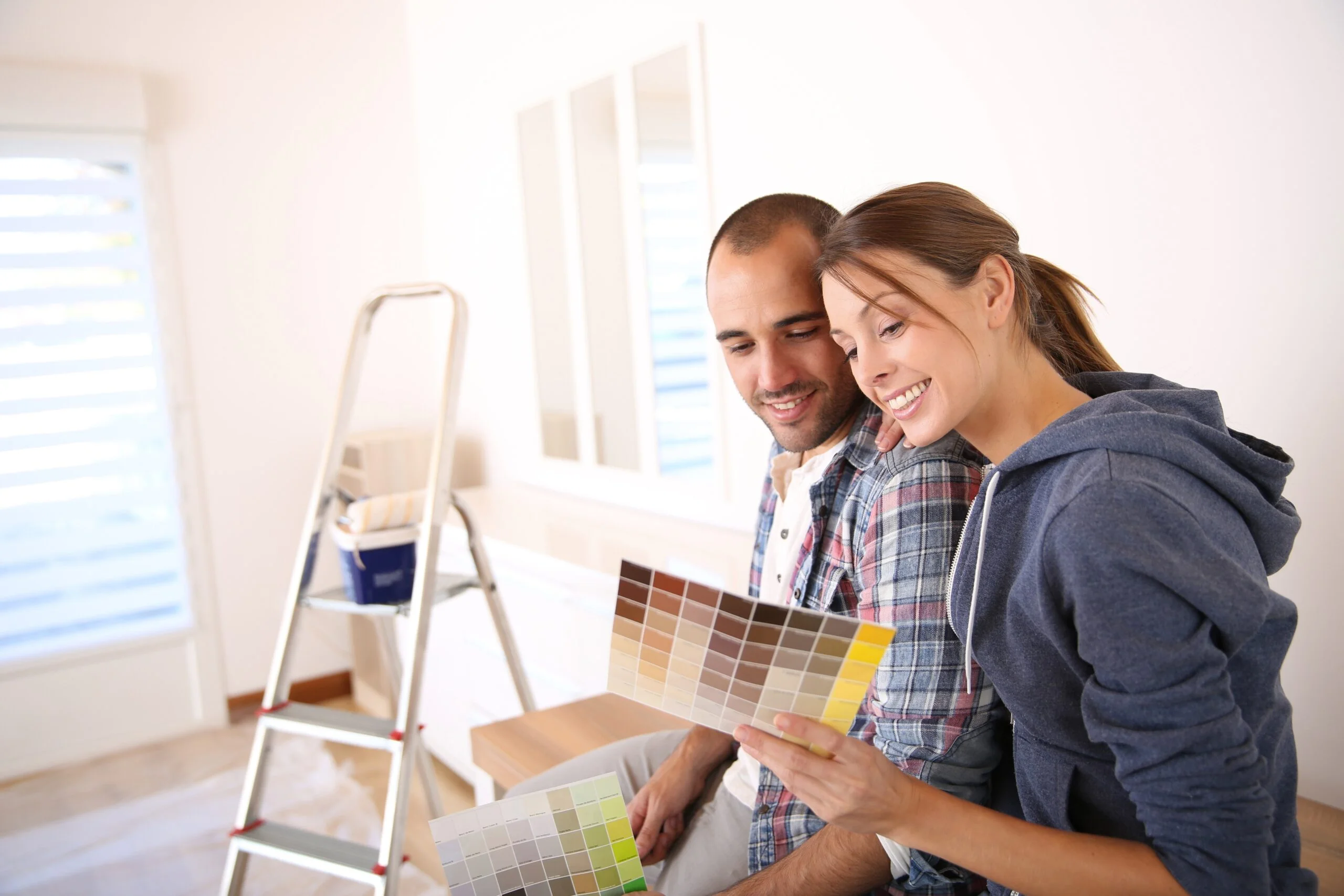 Choosing the Right Team: Qualities to Look for in Professional Interior House Painters